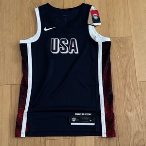 Nike USA Men’s National Basketball Team Olympics 2024 Jersey Men’s Size M NWT
